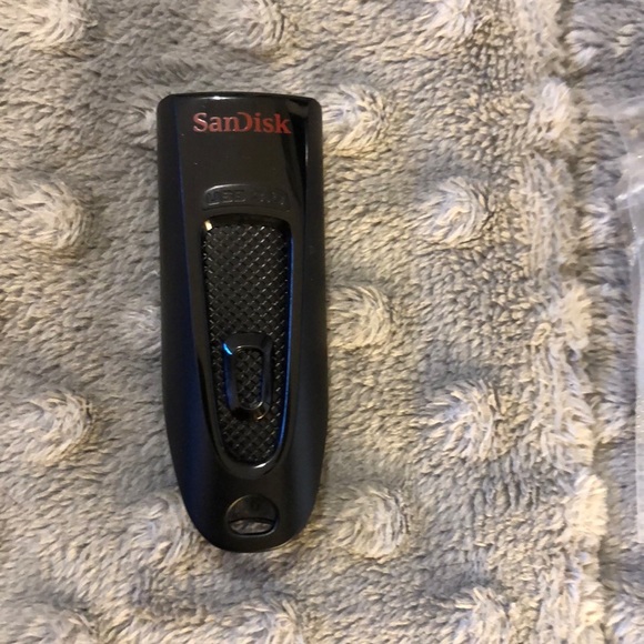SanDisk 512GB Ultra USB 3.0 Flash Drive - SDCZ48-512G-G46 NWOT / UNUSED